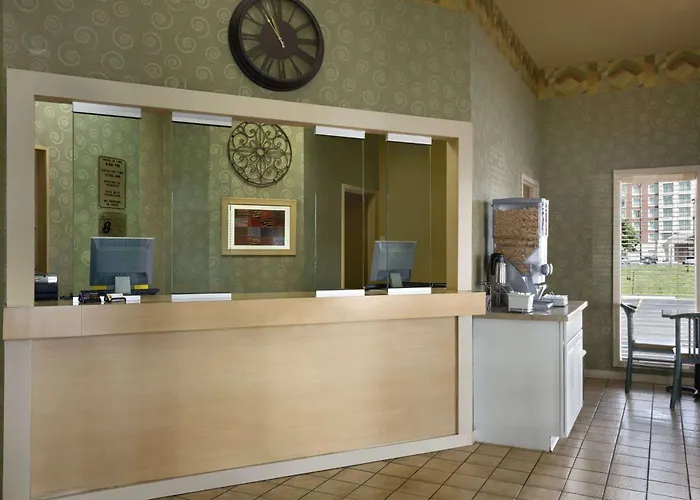 Super 8 By Wyndham Mount Vernon, Il Motel 3*
