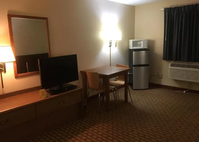 Motel Super 8 By Wyndham Mount Vernon, Il 3*